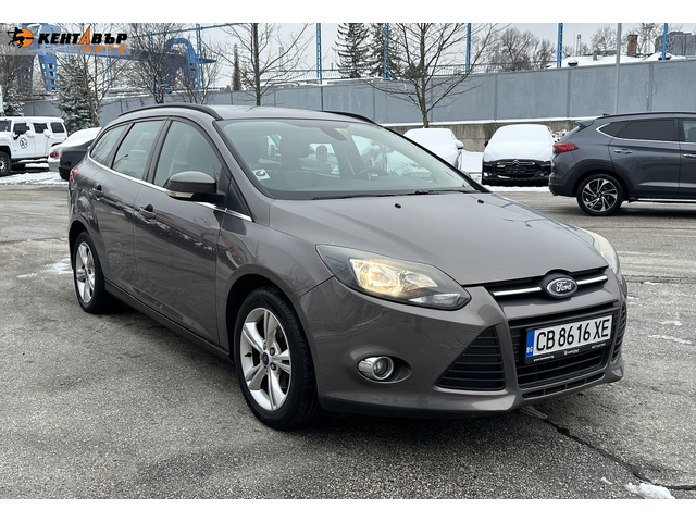 Ford Focus 1.6i 123к.с - автомобили, коли, обяви за нови и употребявани 5