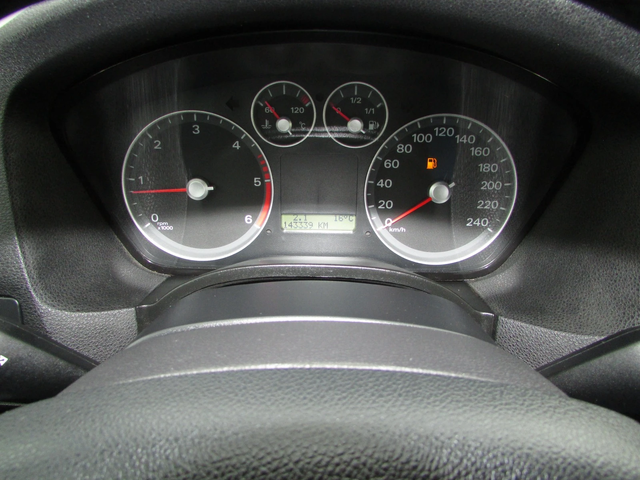 Ford Focus 1.6TDCI EURO4 - автомобили, коли, обяви за нови и употребявани 13