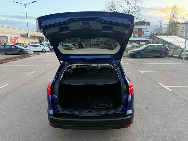 Ford Focus 1.5TDCI* AUTOMATIC* NAVI* CAMERA* EURO 6B* ! - автомобили, коли, обяви за нови и употребявани 11
