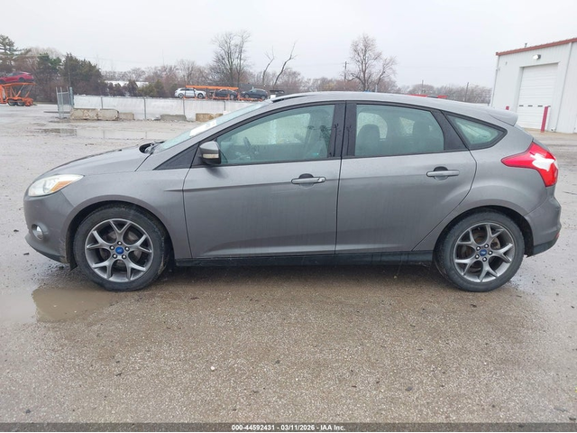 Ford Focus 2.0L I-4 DI, DOHC, VVT, 160HP Front Wheel Drive - автомобили, коли, обяви за нови и употребявани 13