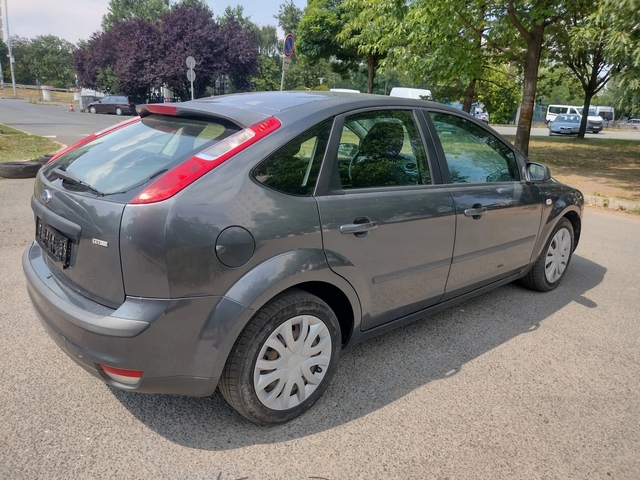 Ford Focus 1,6d 90ps KLIMA - автомобили, коли, обяви за нови и употребявани 3