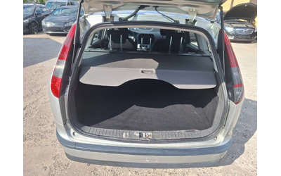 Ford Focus 1.6 tdi Италия - автомобили, коли, обяви за нови и употребявани 10