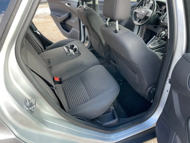 Ford Focus 1.5D-AUTOMAT-EURO6-NAVI - автомобили, коли, обяви за нови и употребявани 9