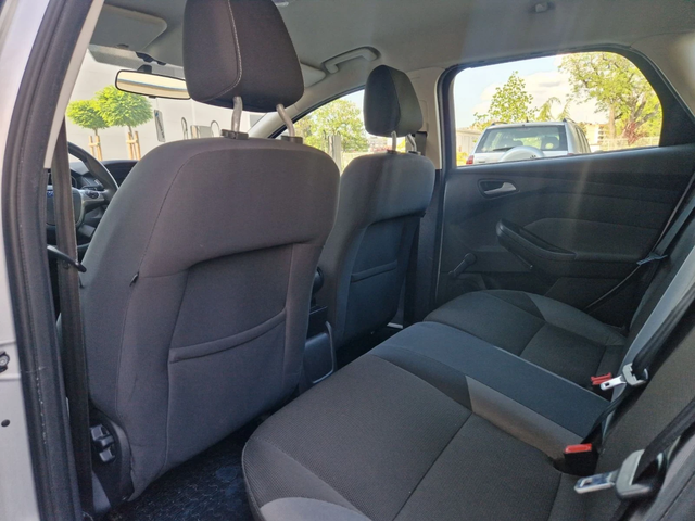 Ford Focus - автомобили, коли, обяви за нови и употребявани 13