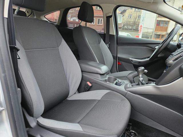 Ford Focus 1.6 Hdi Klimatron/2014g - автомобили, коли, обяви за нови и употребявани 12