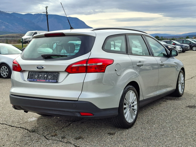 Ford Focus 1, 6 tdci - автомобили, коли, обяви за нови и употребявани 4