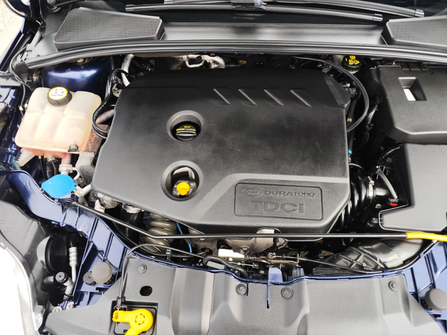 Ford Focus 1.6TDCi* TITANIUM* EURO5A* - автомобили, коли, обяви за нови и употребявани 13