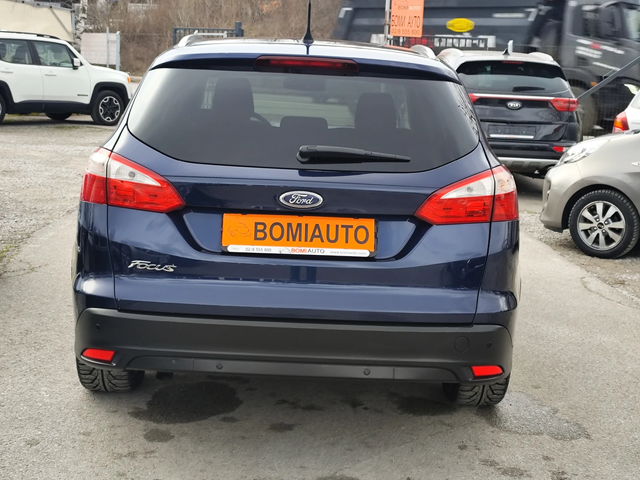 Ford Focus 1.6TDCi* TITANIUM* EURO5A* - автомобили, коли, обяви за нови и употребявани 4