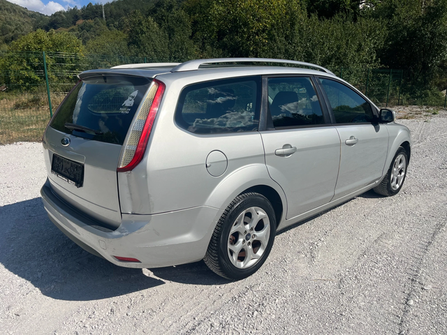 Ford Focus 1.6 Бензин/Газ - автомобили, коли, обяви за нови и употребявани 5