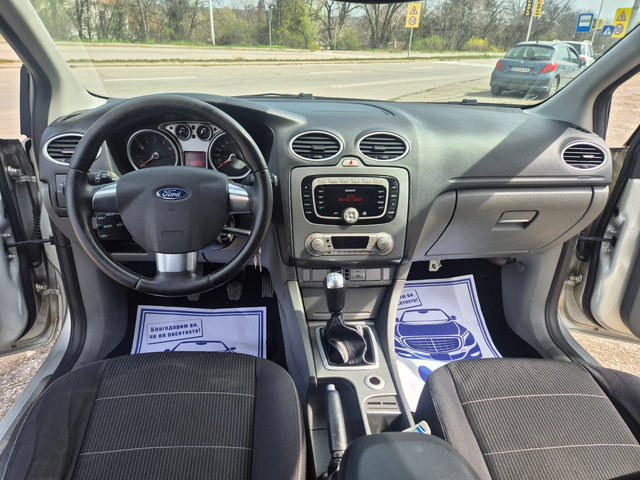 Ford Focus 1.6i GAS - автомобили, коли, обяви за нови и употребявани 12