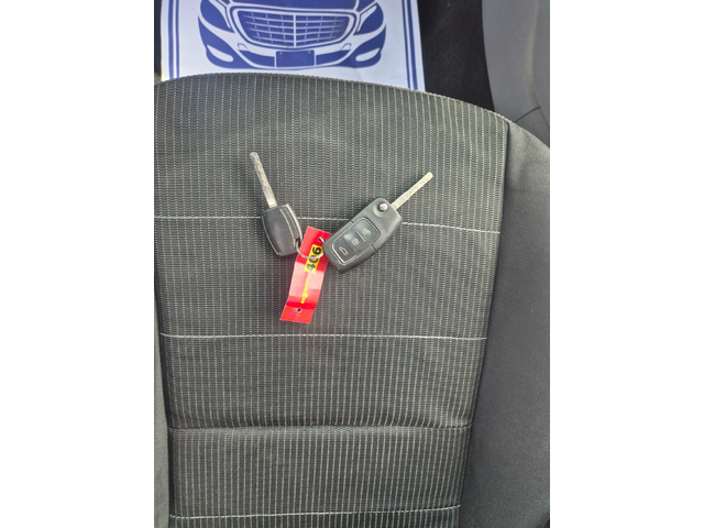 Ford Focus 1.6i GAS - автомобили, коли, обяви за нови и употребявани 16