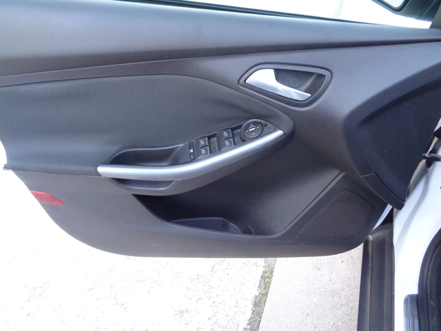 Ford Focus 1.6TDCI-NAVI-KEYLESS-CRUISE CONTROL-BARTER-LIZING - автомобили, коли, обяви за нови и употребявани 7