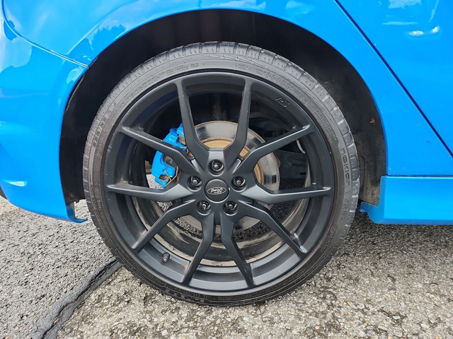 Ford Focus RS С РЕГИСТРАЦИЯ & АВТО КРЕДИТ - автомобили, коли, обяви за нови и употребявани 13