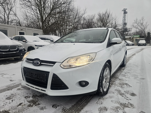 Ford Focus 1.6tdci 95к.с Titanium - автомобили, коли, обяви за нови и употребявани 0
