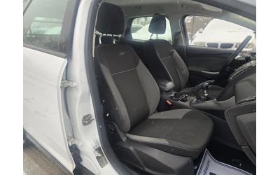 Ford Focus 1.6tdci 95к.с Titanium - автомобили, коли, обяви за нови и употребявани 12