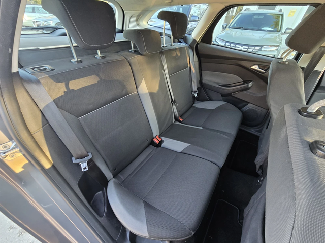 Ford Focus 1.6TDCi 115к.с 6 скорости - автомобили, коли, обяви за нови и употребявани 13