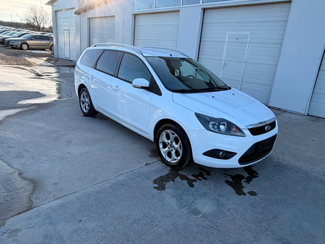 Ford Focus 1.6tdci 110k.c * UNIKAT* - автомобили, коли, обяви за нови и употребявани 12