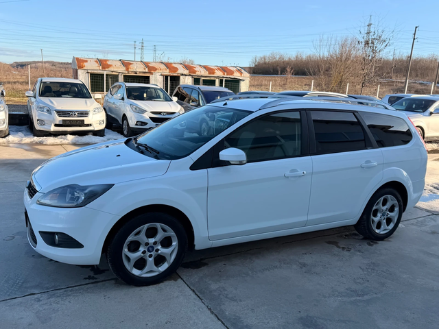Ford Focus 1.6tdci 110k.c * UNIKAT* - автомобили, коли, обяви за нови и употребявани 3