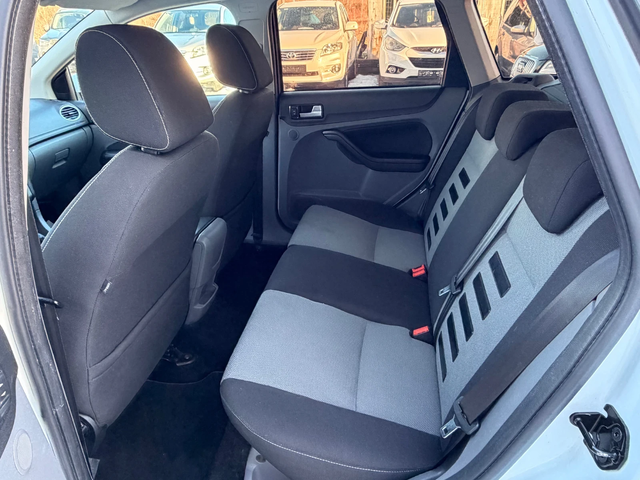 Ford Focus 1.6tdci 110k.c * UNIKAT* - автомобили, коли, обяви за нови и употребявани 8