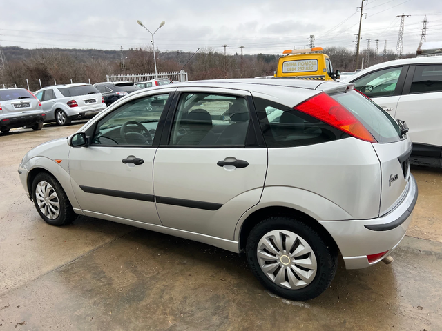 Ford Focus 1.8tdci - автомобили, коли, обяви за нови и употребявани 4