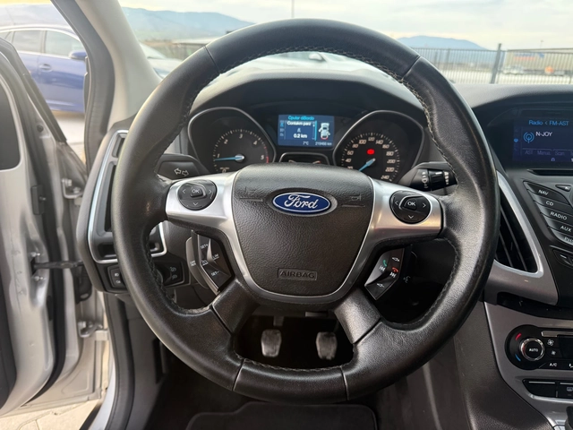 Ford Focus 1.6TDCI Titanium - автомобили, коли, обяви за нови и употребявани 12