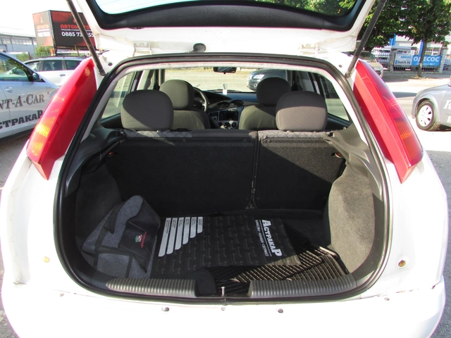 Ford Focus 1.6i EURO3 - автомобили, коли, обяви за нови и употребявани 14