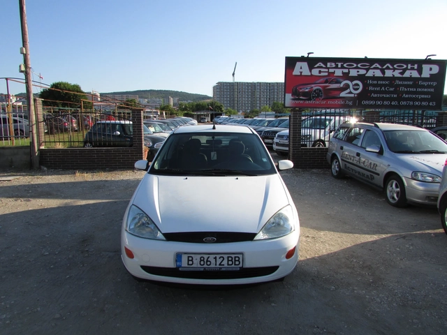 Ford Focus 1.6i EURO3 - автомобили, коли, обяви за нови и употребявани 1