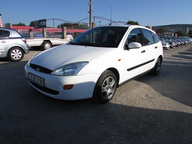 Ford Focus 1.6i EURO3 - автомобили, коли, обяви за нови и употребявани 2