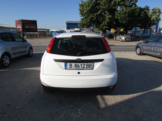 Ford Focus 1.6i EURO3 - автомобили, коли, обяви за нови и употребявани 3