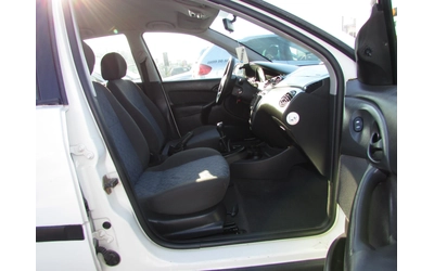 Ford Focus 1.6i EURO3 - автомобили, коли, обяви за нови и употребявани 9