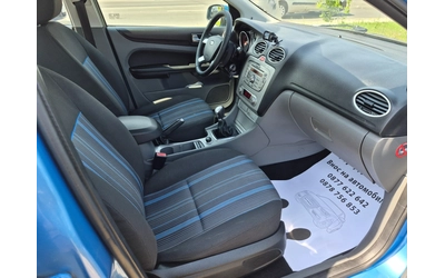 Ford Focus 1.6i - автомобили, коли, обяви за нови и употребявани 11