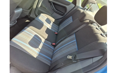 Ford Focus 1.6i - автомобили, коли, обяви за нови и употребявани 12