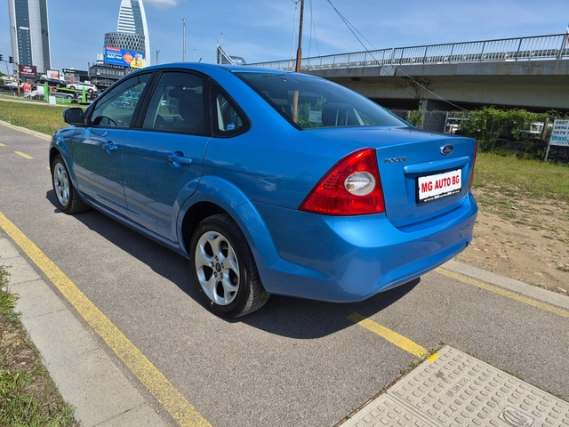 Ford Focus 1.6i - автомобили, коли, обяви за нови и употребявани 7
