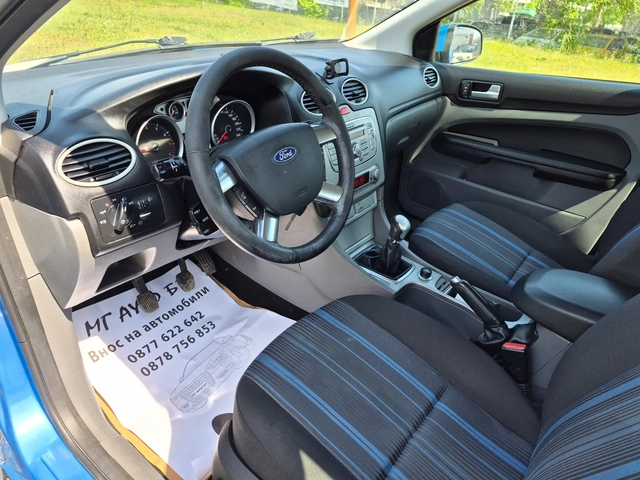Ford Focus 1.6i - автомобили, коли, обяви за нови и употребявани 9