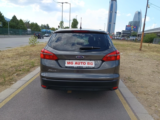 Ford Focus 1.5D - автомобили, коли, обяви за нови и употребявани 6