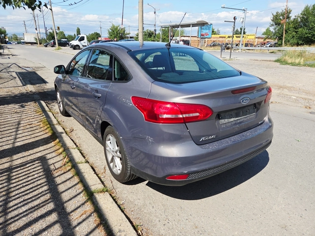 Ford Focus 1, 000 EURO6 - автомобили, коли, обяви за нови и употребявани 4