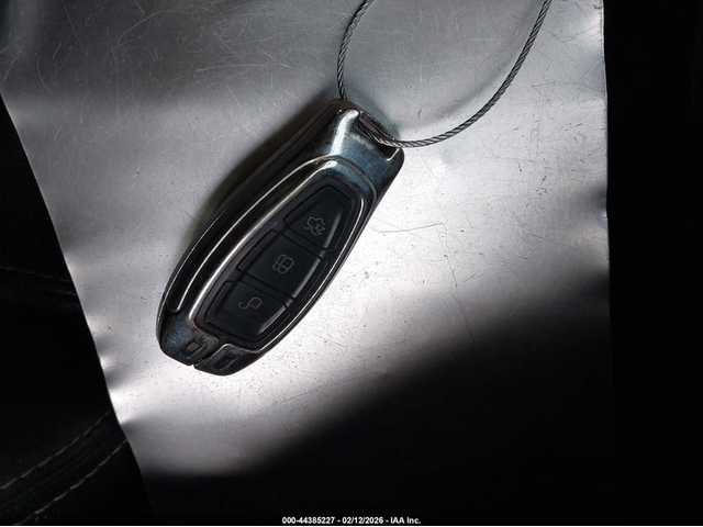 Ford FOCUS ST 2.0L I-4 DI, DOHC, VVT, TURBO, 252HP Front Wheel Drive - автомобили, коли, обяви за нови и употребявани 10