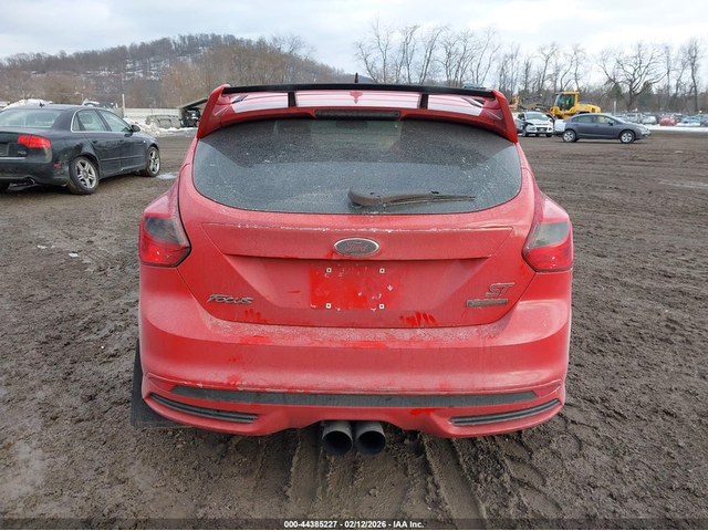 Ford FOCUS ST 2.0L I-4 DI, DOHC, VVT, TURBO, 252HP Front Wheel Drive - автомобили, коли, обяви за нови и употребявани 15