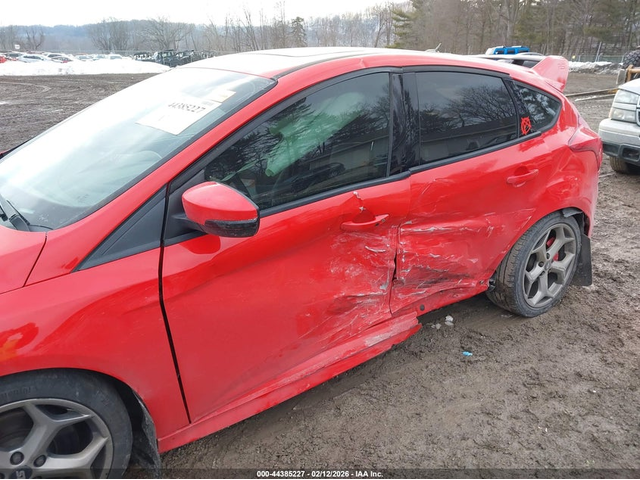 Ford FOCUS ST 2.0L I-4 DI, DOHC, VVT, TURBO, 252HP Front Wheel Drive - автомобили, коли, обяви за нови и употребявани 5