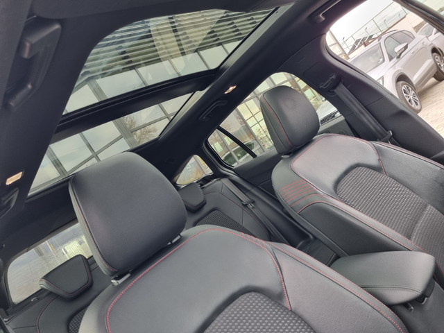 Ford Focus ST-LINE= 2020г.= 1.5D-120ps ОБСЛУЖЕН/EURO 6D - автомобили, коли, обяви за нови и употребявани 13