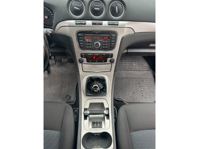 Ford Galaxy 1.6TDCI 116kc - автомобили, коли, обяви за нови и употребявани 9