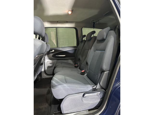 Ford Galaxy - автомобили, коли, обяви за нови и употребявани 9