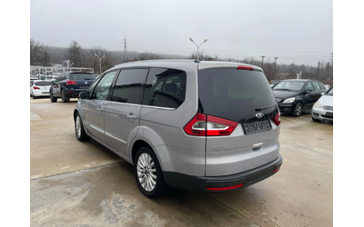 ford-galaxy - 4