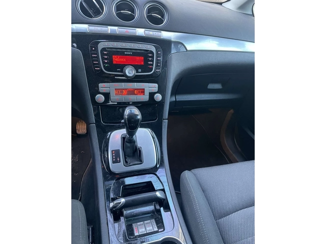 Ford Galaxy 2.0TDCi - автомобили, коли, обяви за нови и употребявани 7
