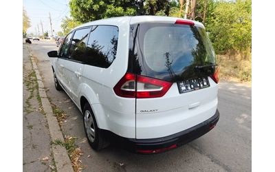 ford-galaxy - 4