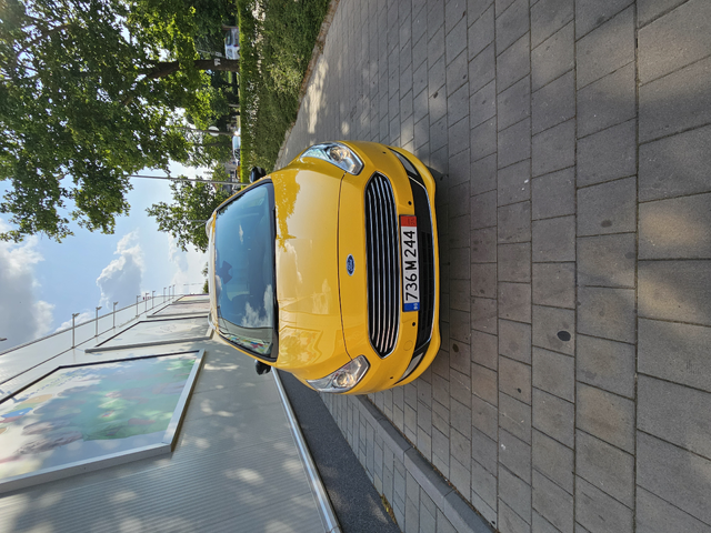 Ford Galaxy Titanium - автомобили, коли, обяви за нови и употребявани 2