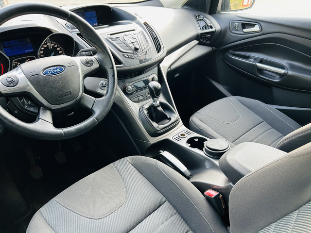 Ford Kuga 2.0d - автомобили, коли, обяви за нови и употребявани 9