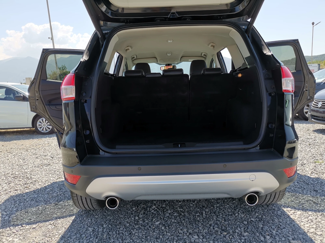 Ford Kuga 2.0d Auto 4x4 - автомобили, коли, обяви за нови и употребявани 9