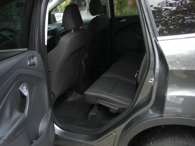 Ford Kuga 1.5d NAVI 6ck. EURO 6C - автомобили, коли, обяви за нови и употребявани 12