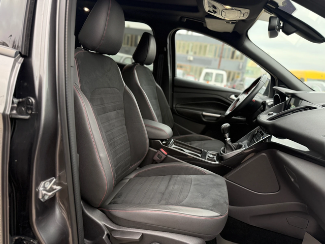 Ford Kuga 2.0TDCI 4x4 ST Line ITALY TOP ! 154000KM ! - автомобили, коли, обяви за нови и употребявани 11